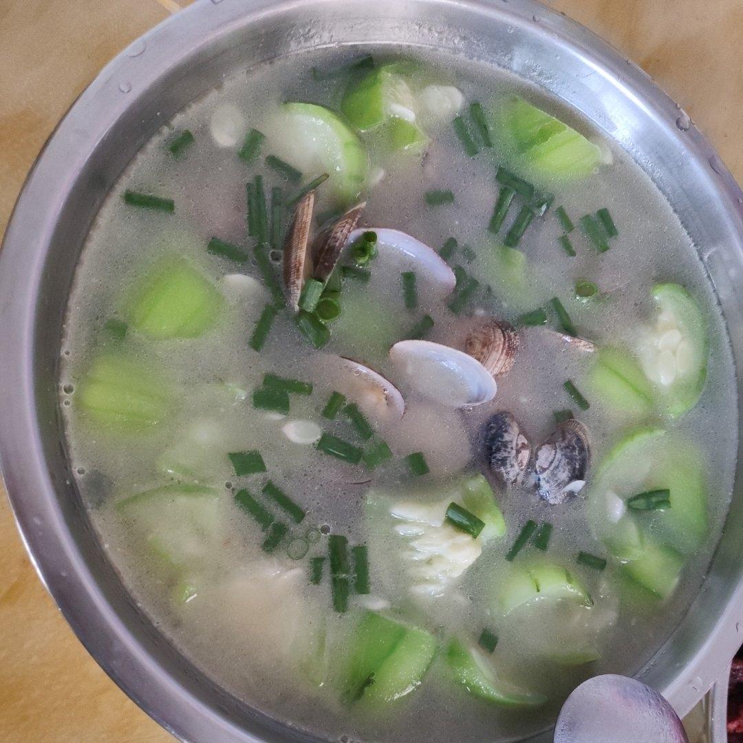 丝瓜蛤蜊汤——太太乐鲜鸡汁快手菜