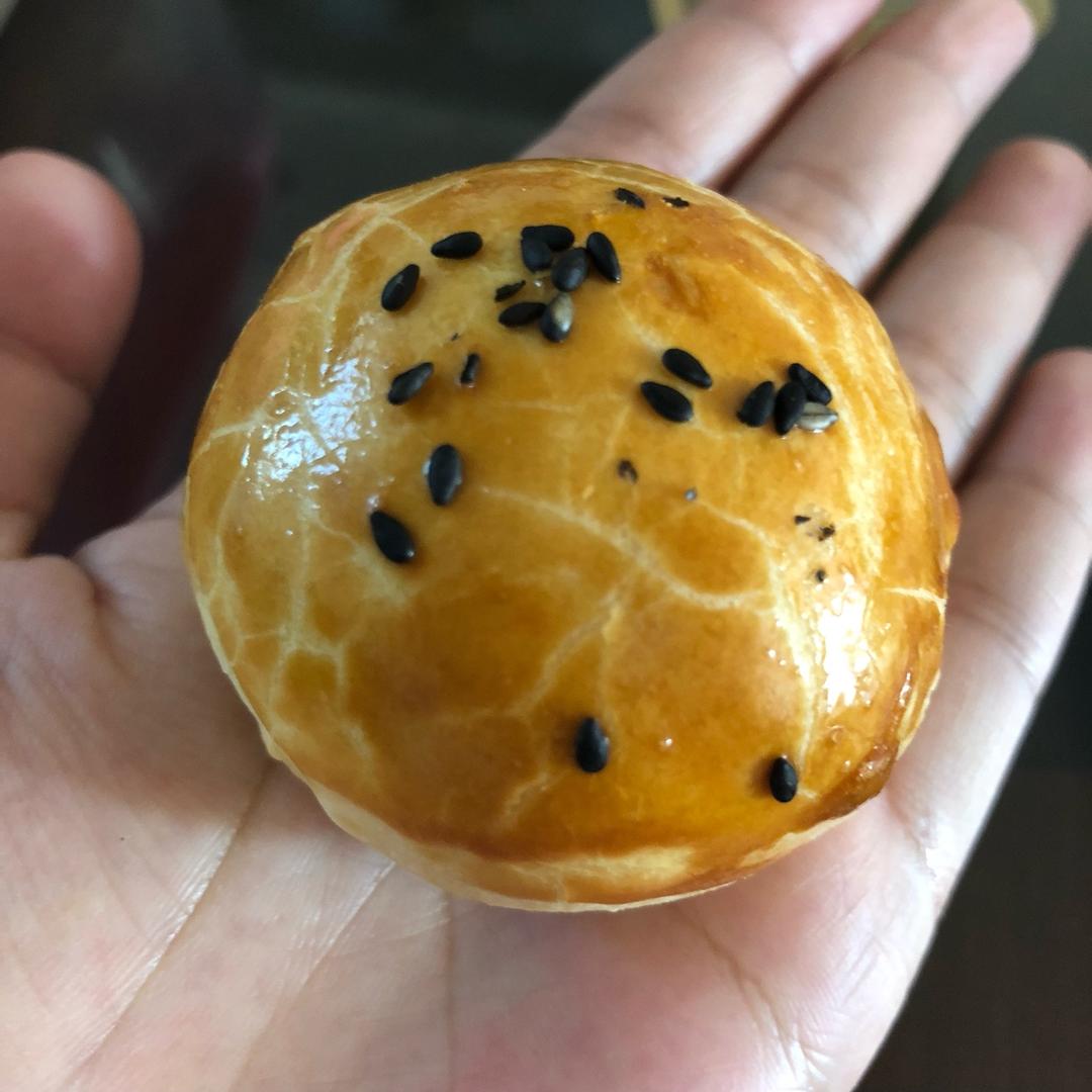 蛋黄酥