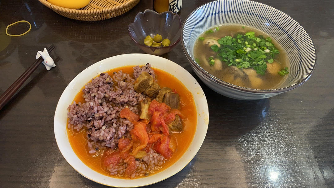 明明是素汤 却鲜得像鸡汤一样的「口蘑汤」