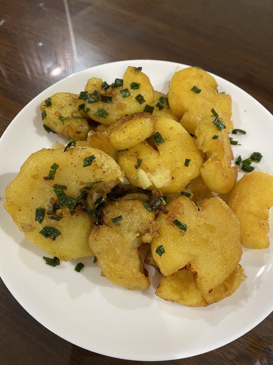 椒盐土豆饼的做法