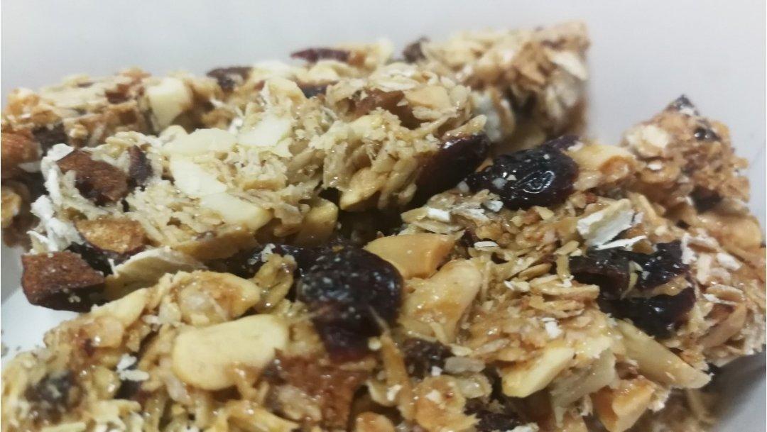 燕麦早餐能量棒，10分钟搞定，又香又酥