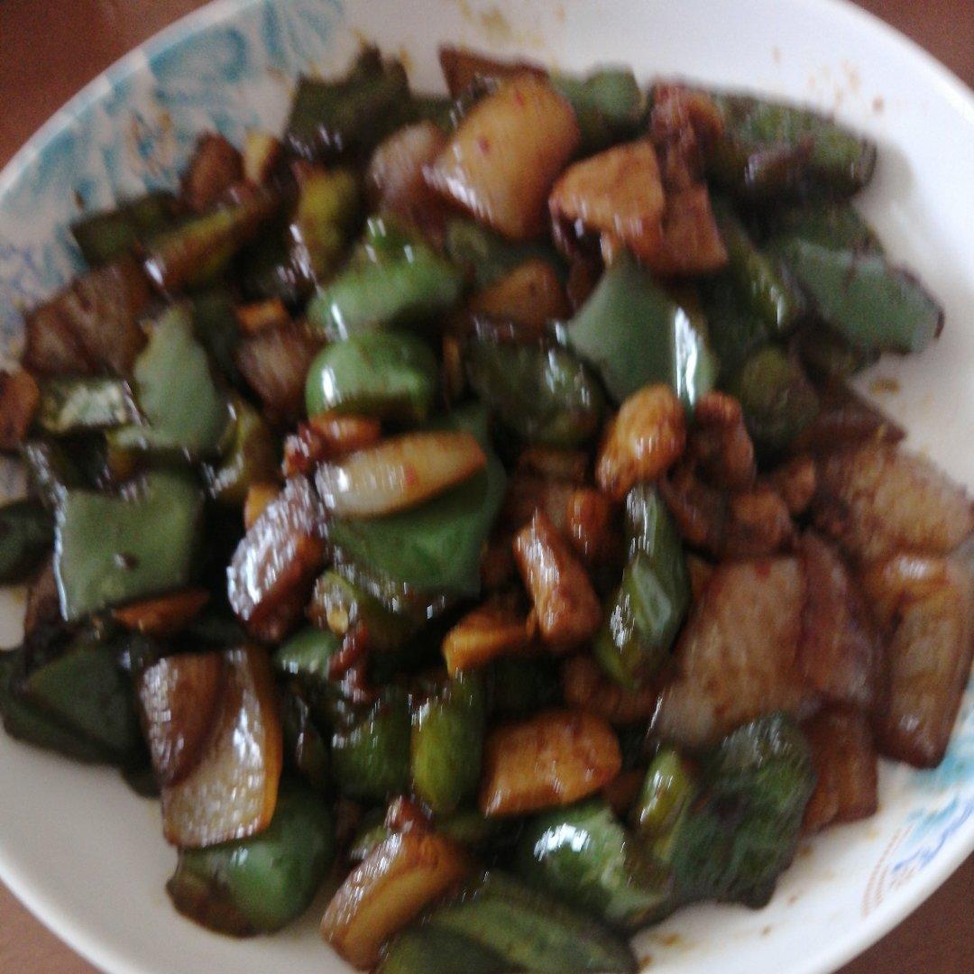 🐷青椒五花肉🐷
