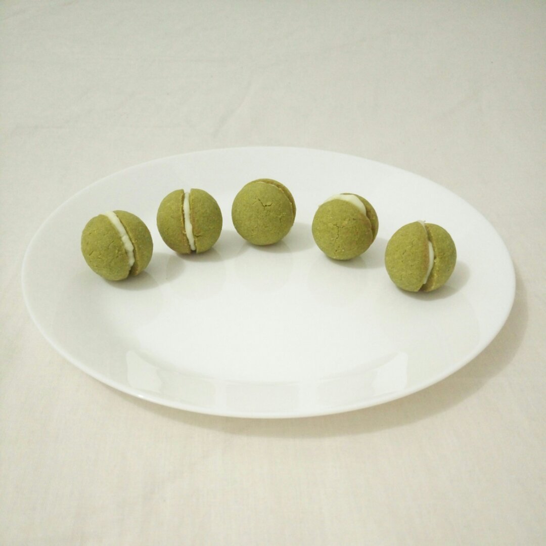 贵妇人之吻-抹茶白巧克力夹心球球饼干