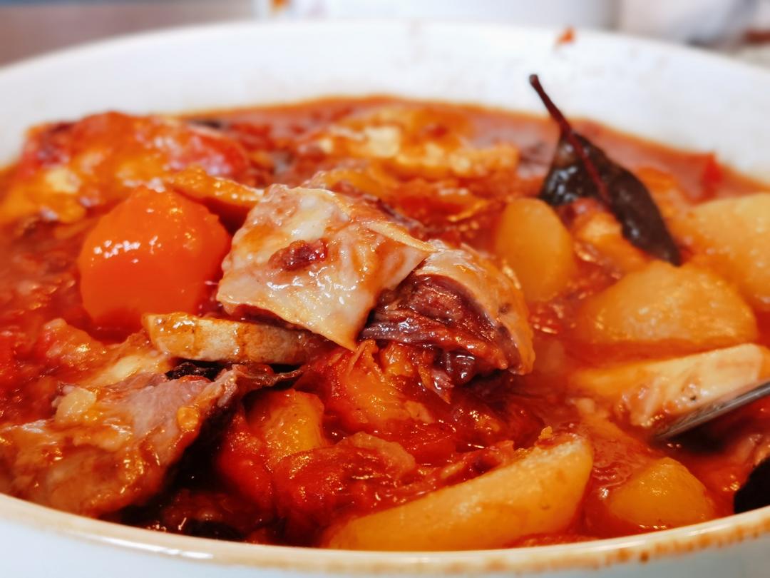 西红柿土豆炖牛腩（高压锅版）