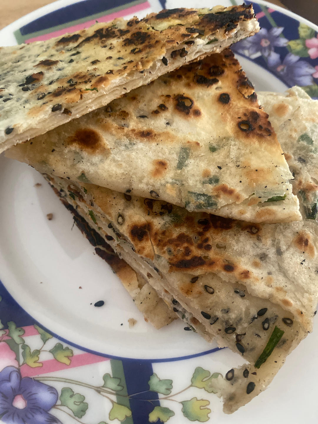 香酥芝麻葱油饼 外酥里软层次多 附细节视频详解