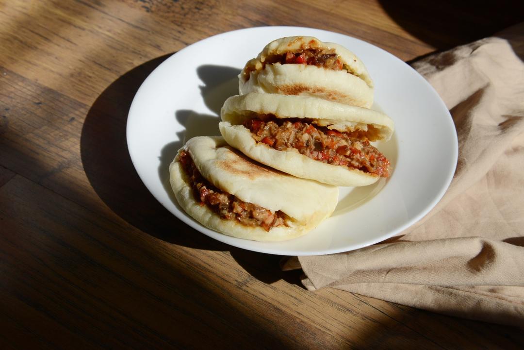 腊汁肉夹馍