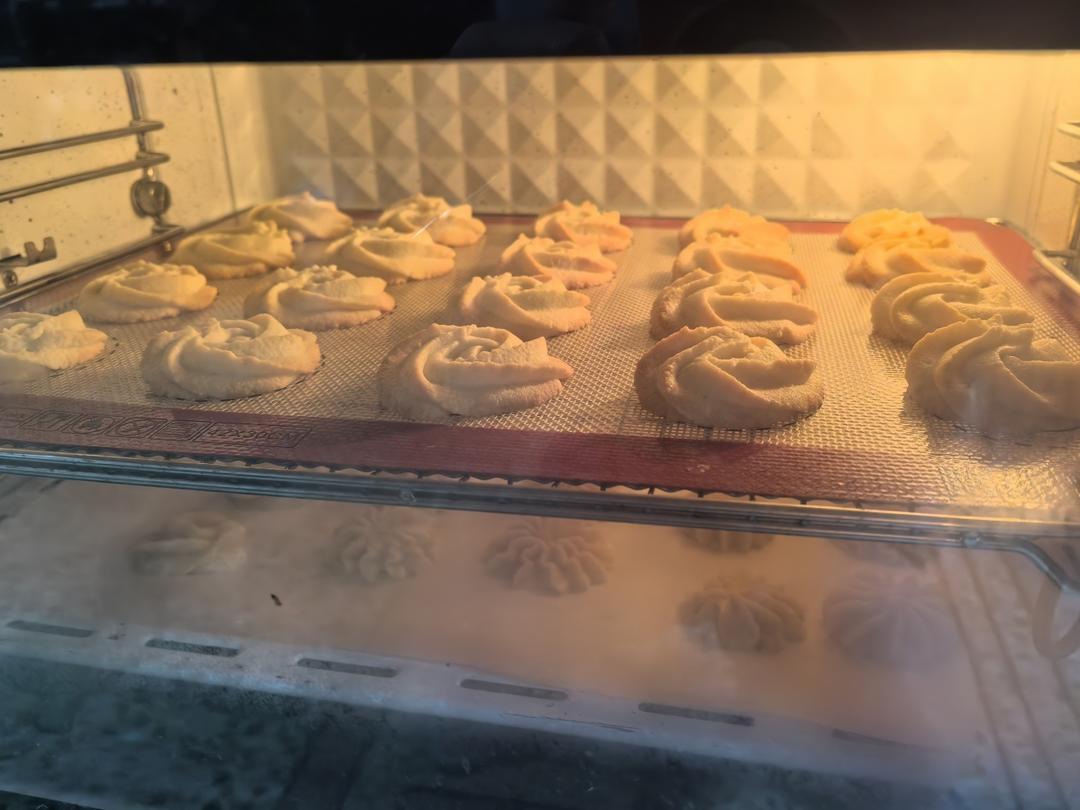 超级好挤又好吃的奶香曲奇饼干