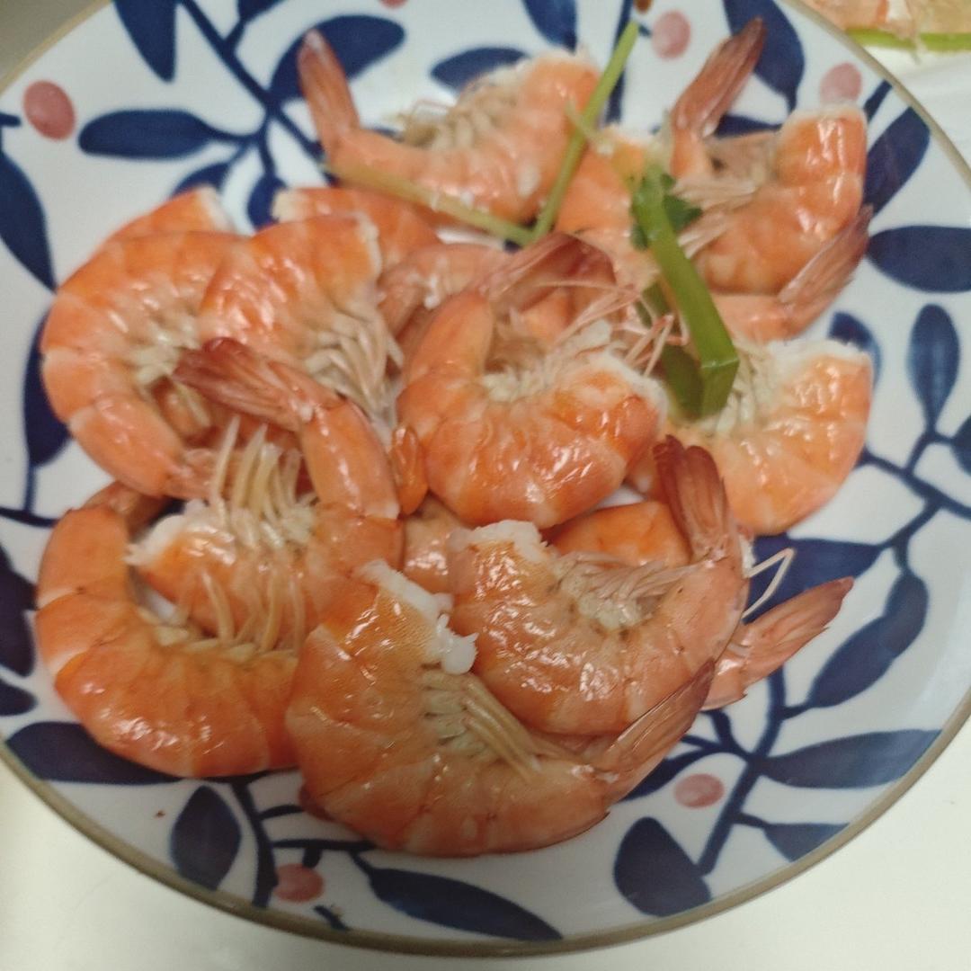 水煮虾（灵魂蘸料汁很关键哈😄）