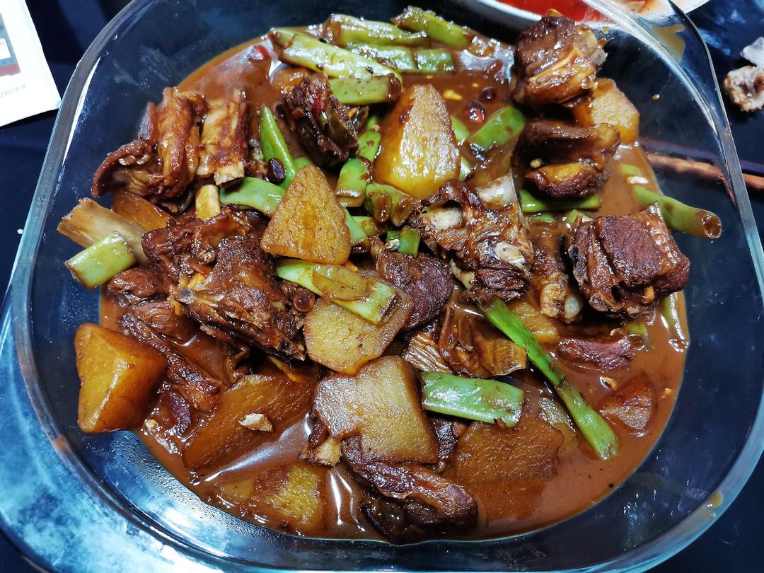 排骨炖土豆豆角