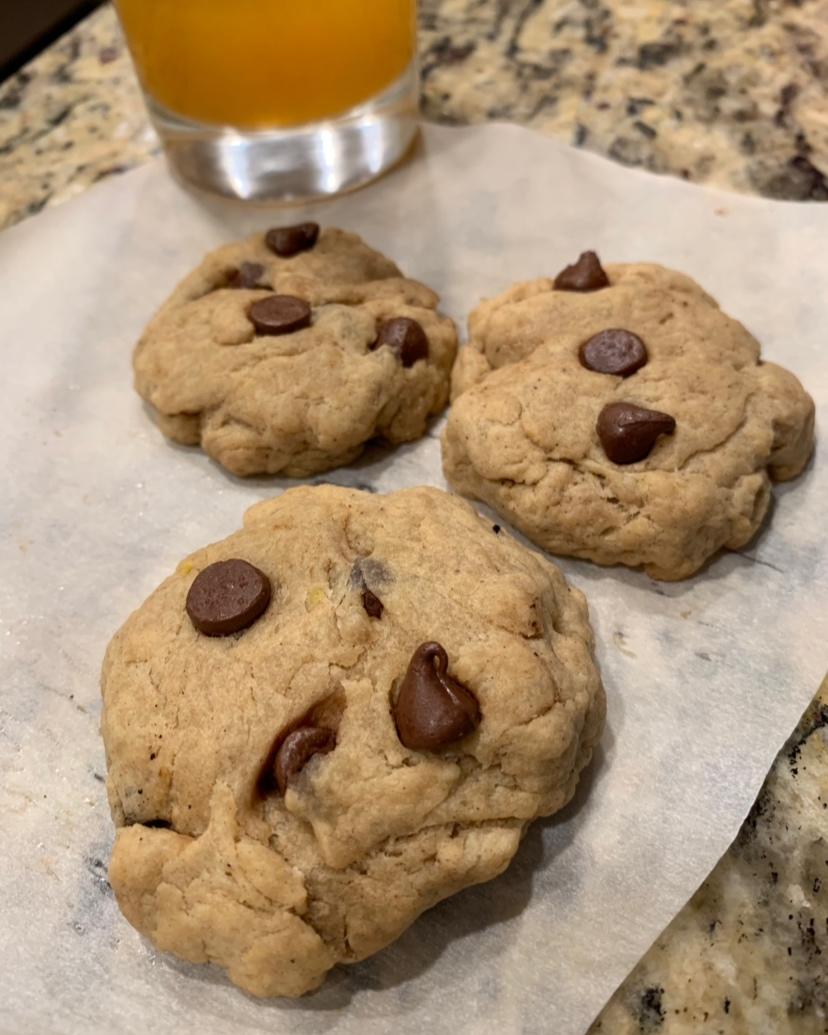 chocolate chip cookies