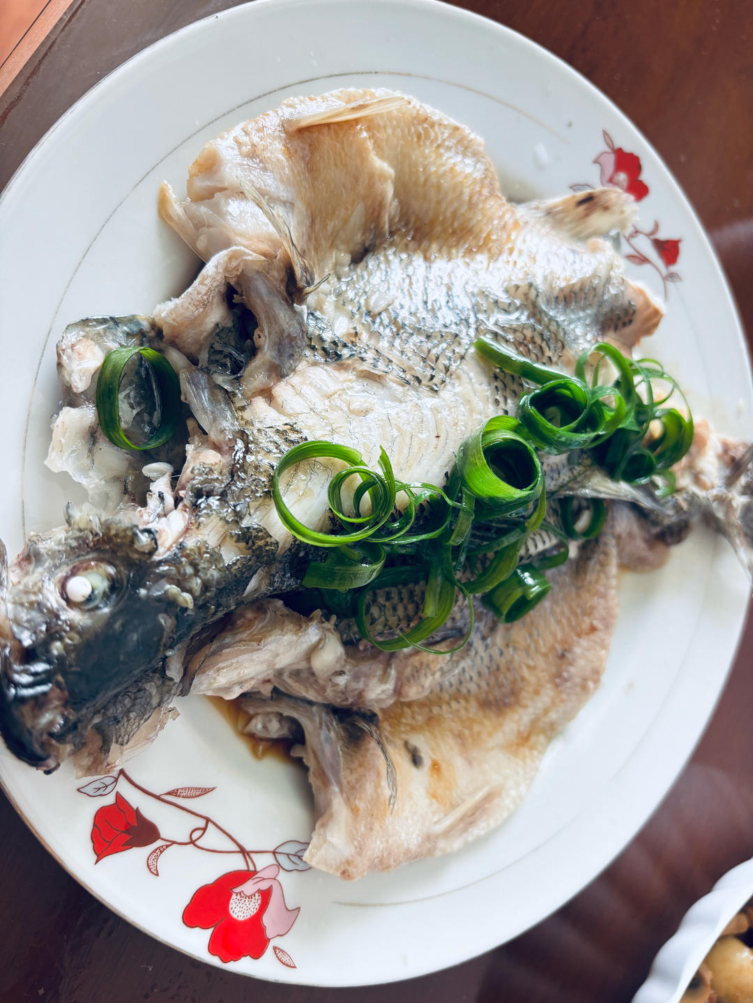 10分钟做 清蒸鲈鱼 （附切鱼图解）