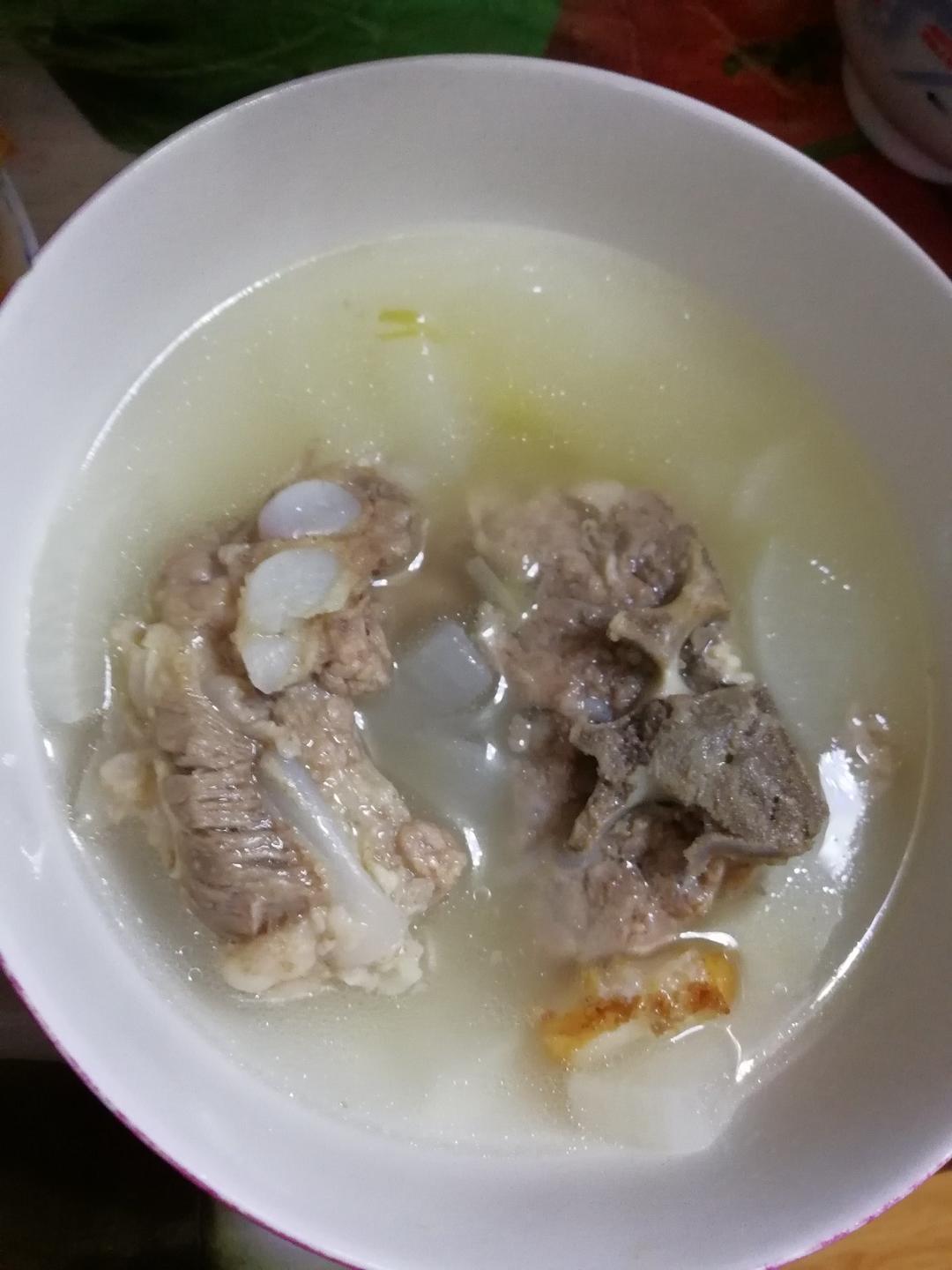 排骨萝卜汤