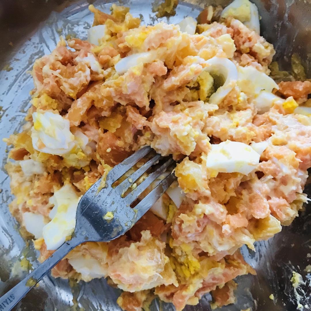 意外好吃的红薯鸡蛋沙拉