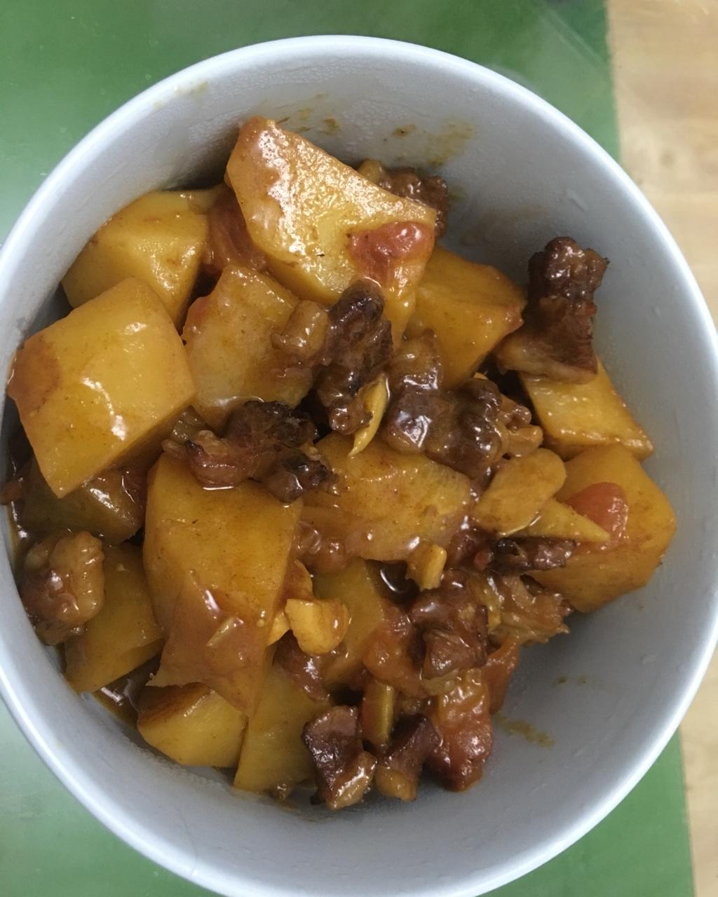 番茄土豆炖牛腩