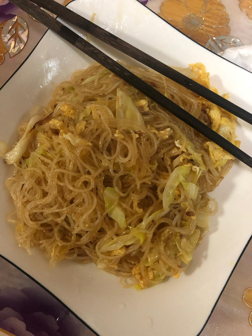 包菜鸡蛋炒粉丝