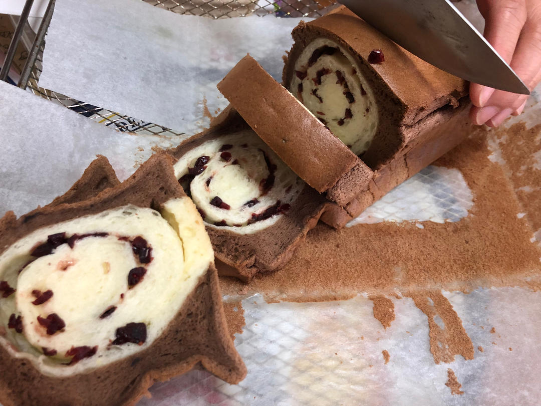 一次成功的黑钻吐司｜蛋糕➕面包的神仙搭配