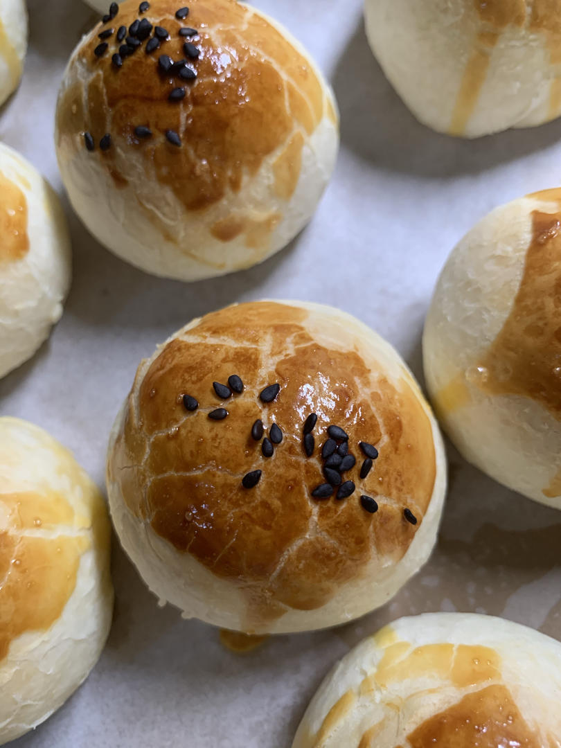 不用揉出膜、不用醒面就能酥掉渣的中式酥皮点心