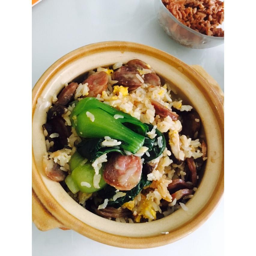 腊肠煲仔饭