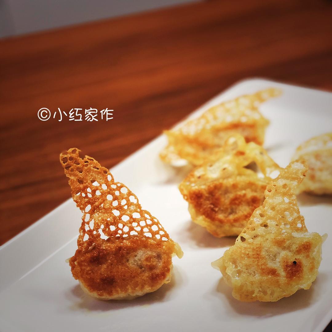 冰花蕾丝煎饺