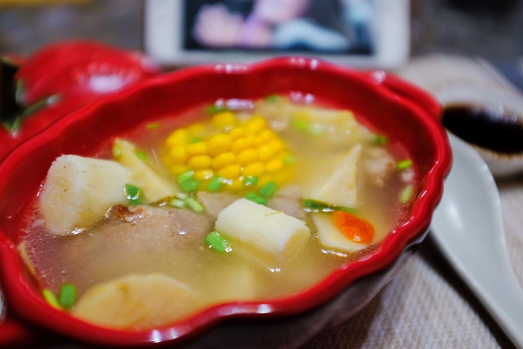 冬笋排骨汤