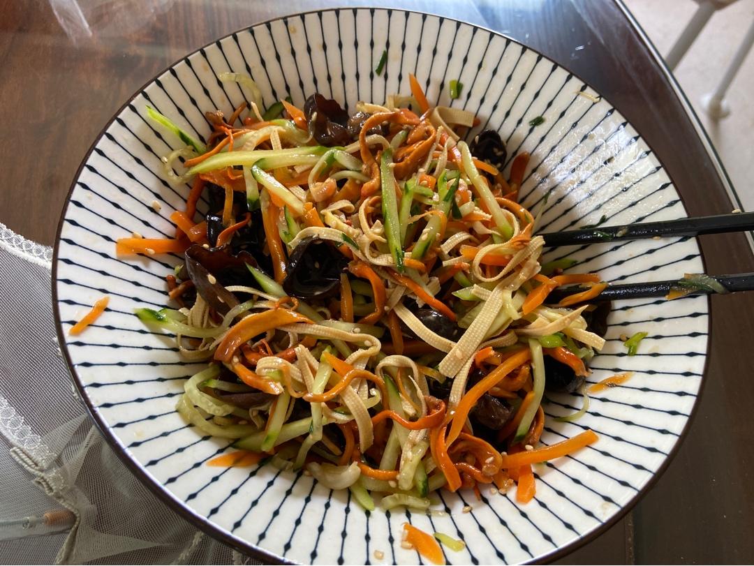 万能凉拌汁的做法（饭店不外传的秘方）