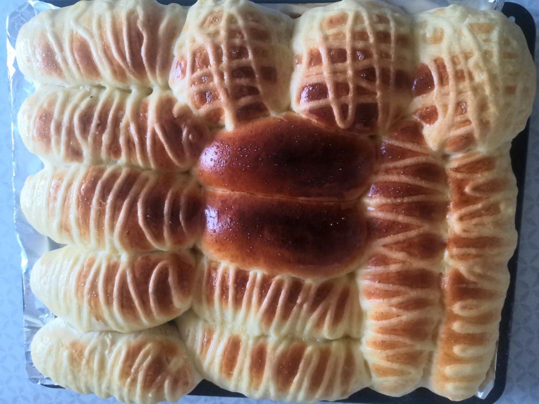 70%中种法鲜奶雪露面包~