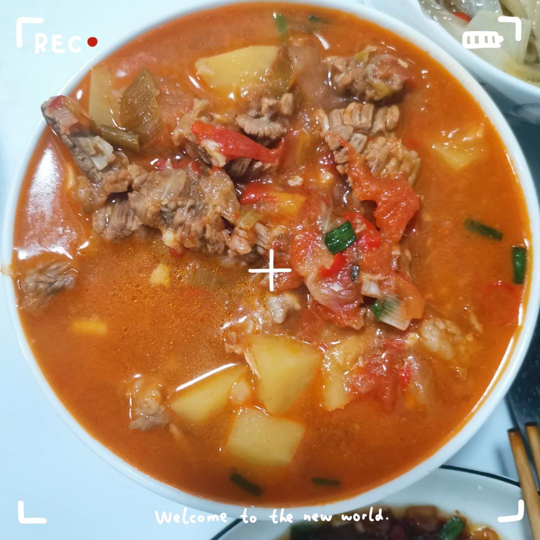 牛肉番茄炖土豆