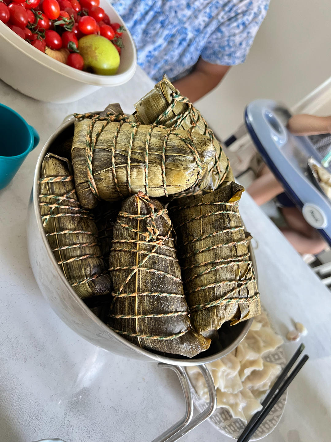 咸蛋黄大肉粽子