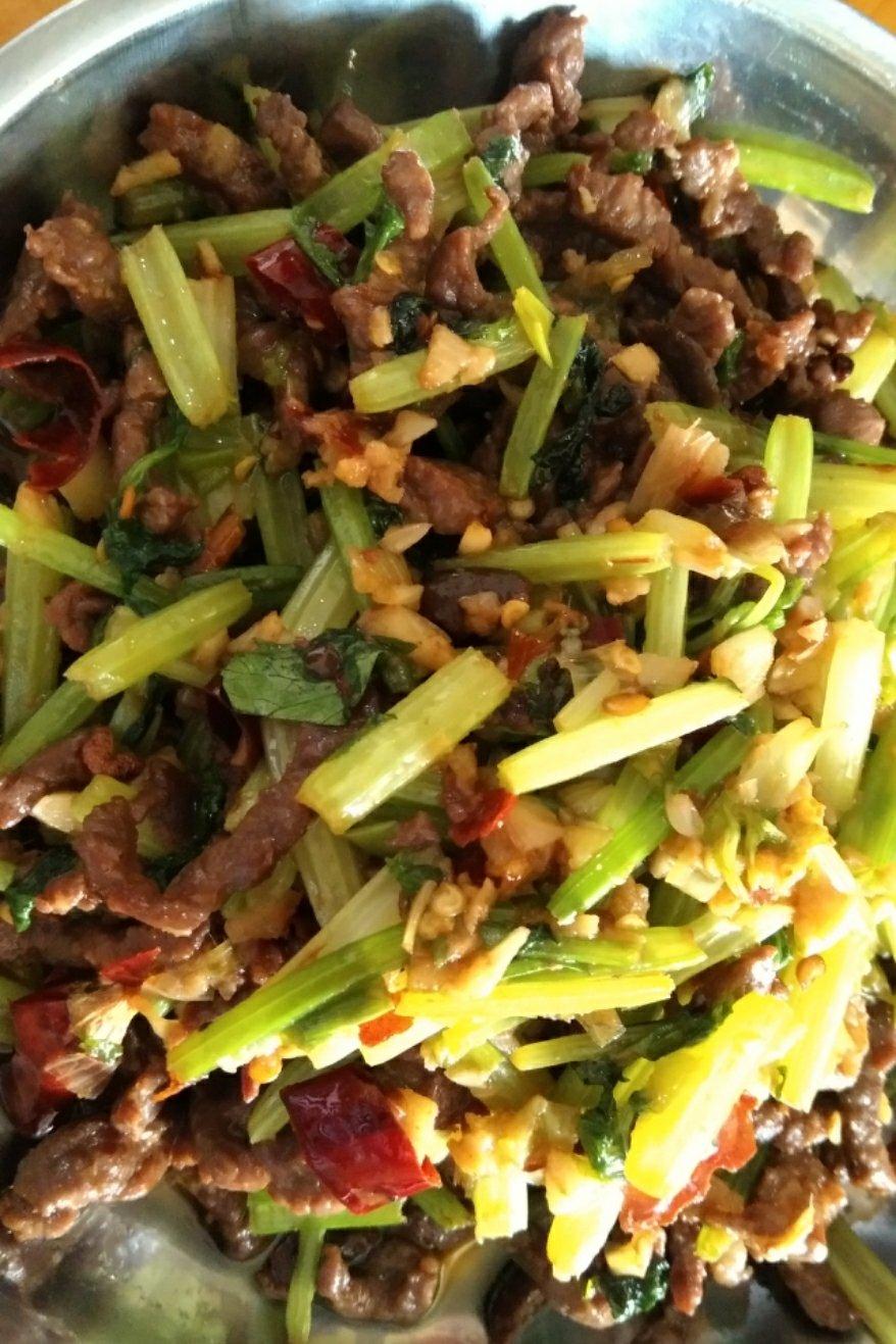 芹菜炒牛肉