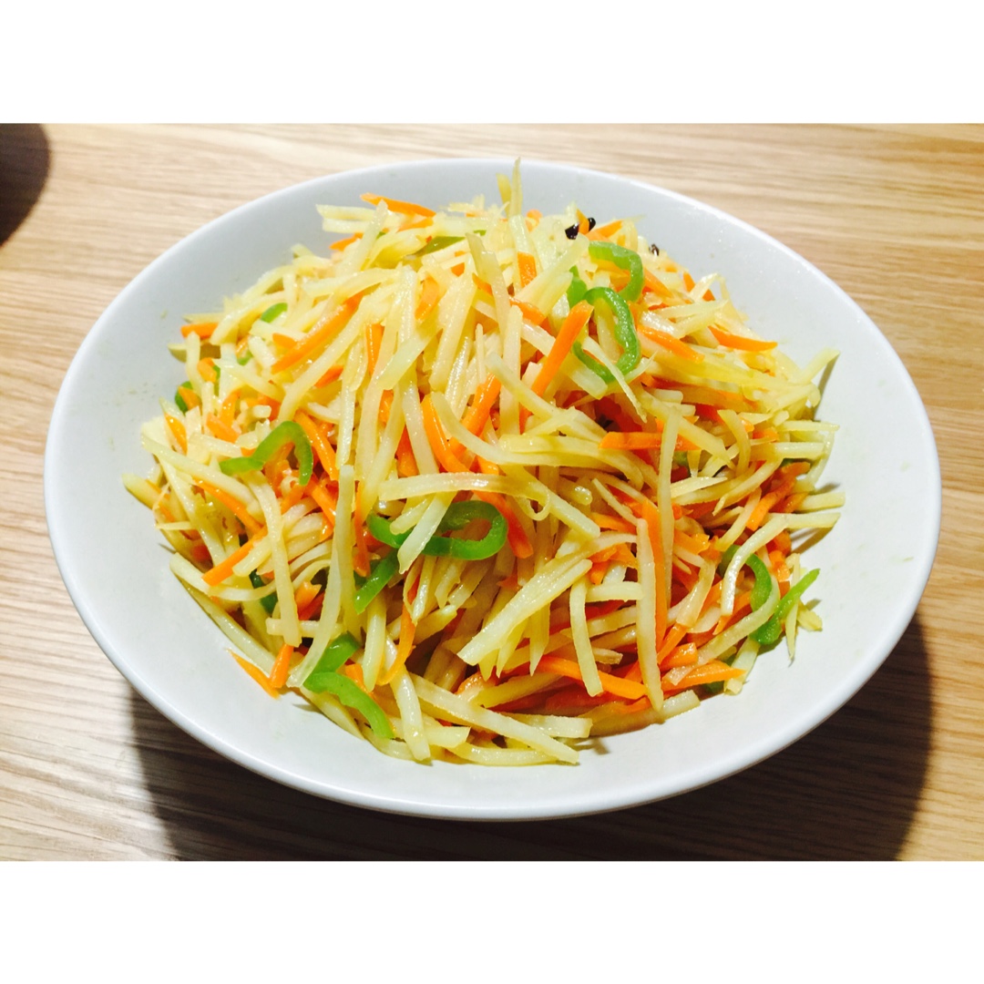 vickywong做的炒胡萝卜土豆丝