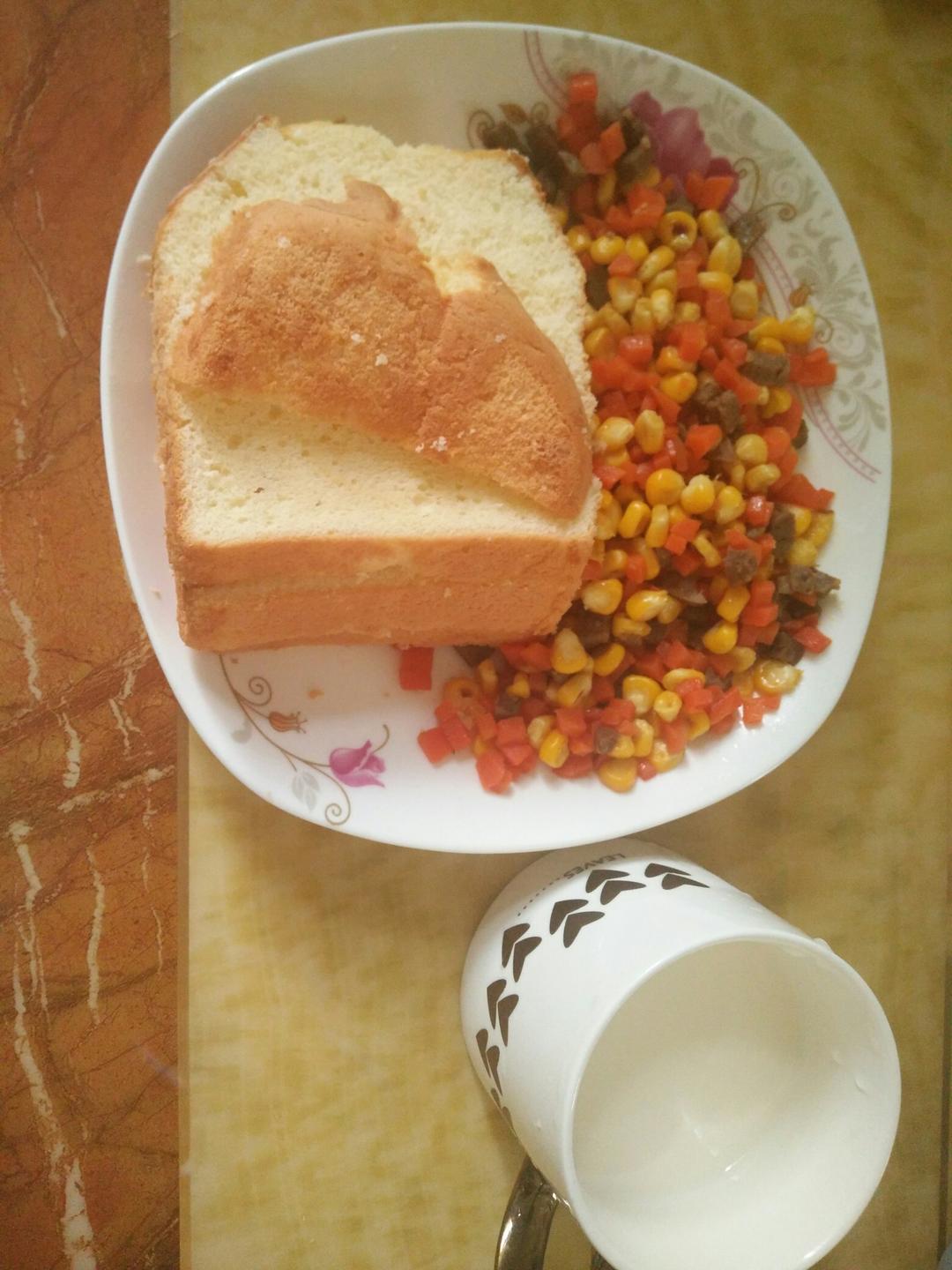 纯奶手撕吐司的做法 步骤1