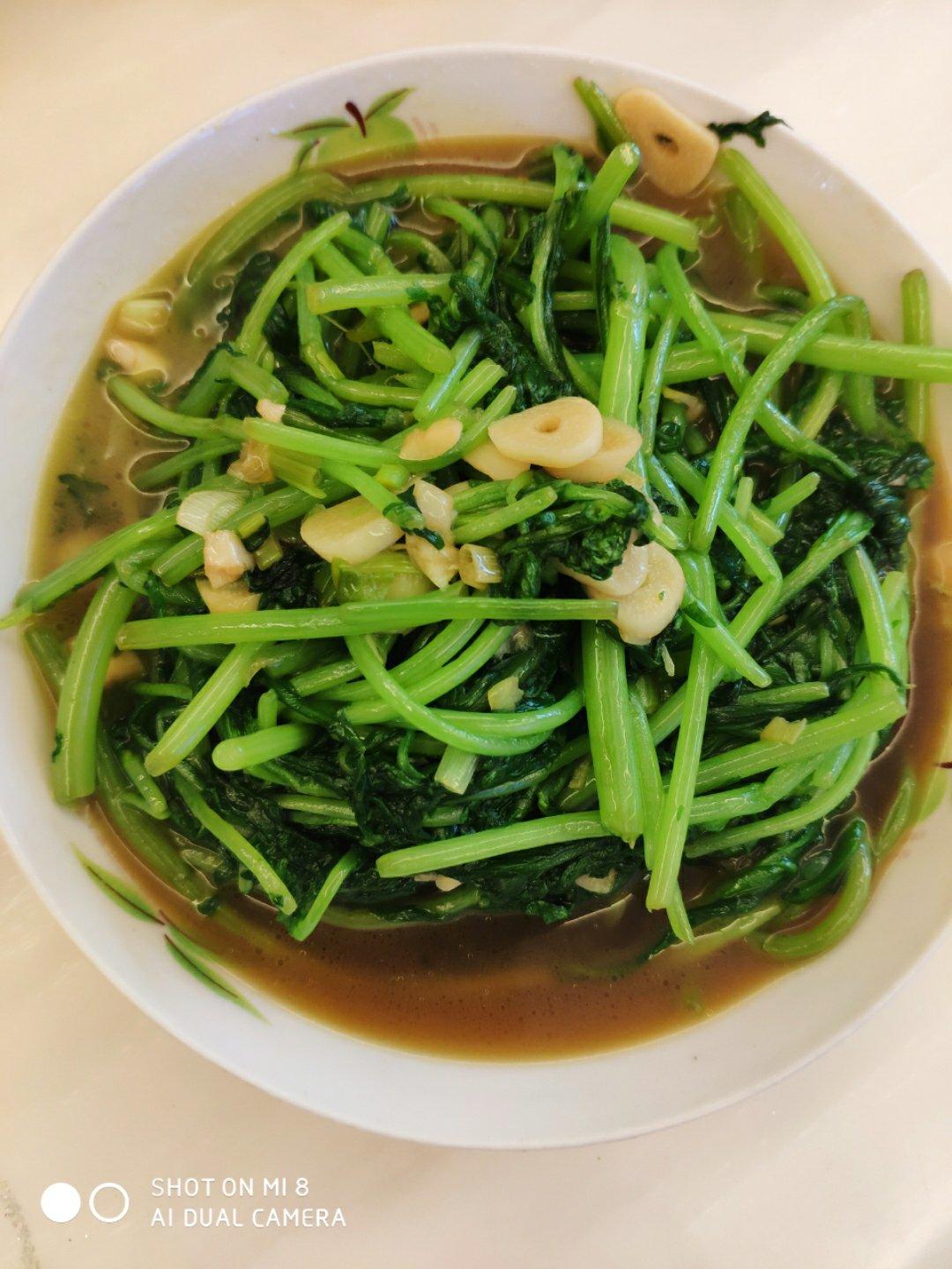 蒜茸茼蒿