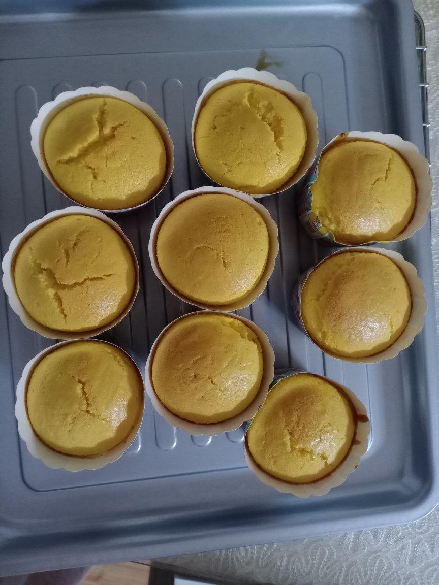 纸杯蛋糕 8寸戚风蛋糕的量