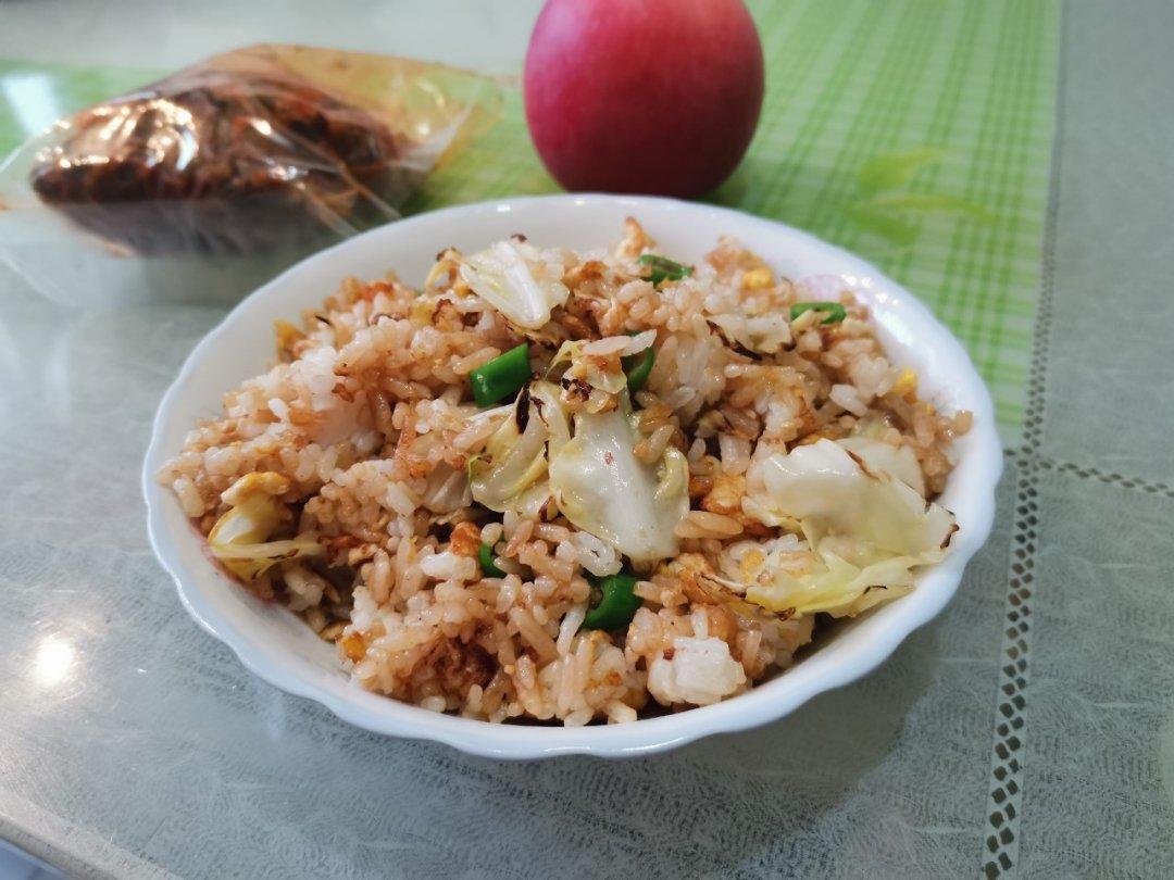 超级好吃的酱油火腿蛋炒饭！