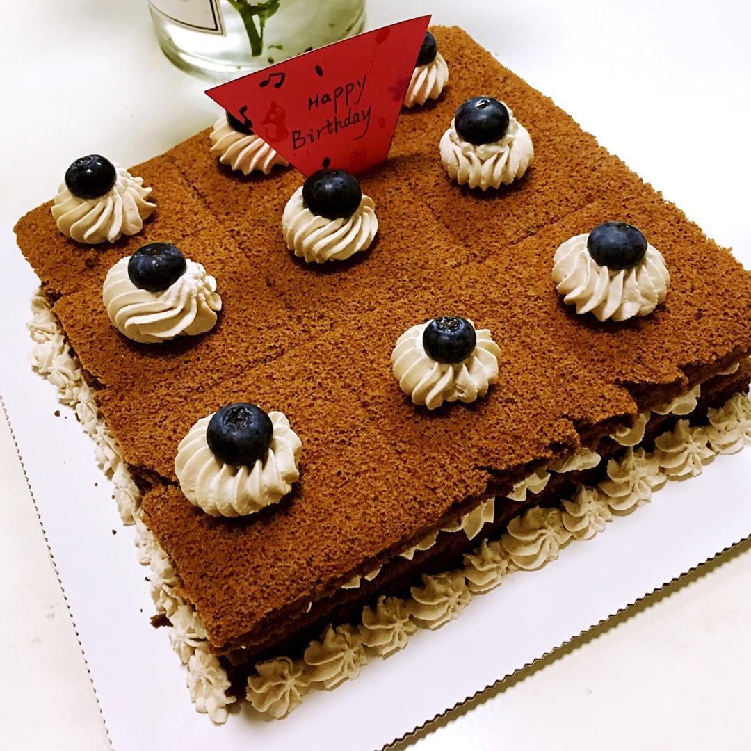 xindy的厨房做的可可方形装饰蛋糕