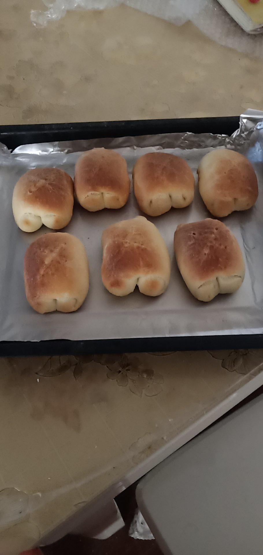 超软牛奶小面包