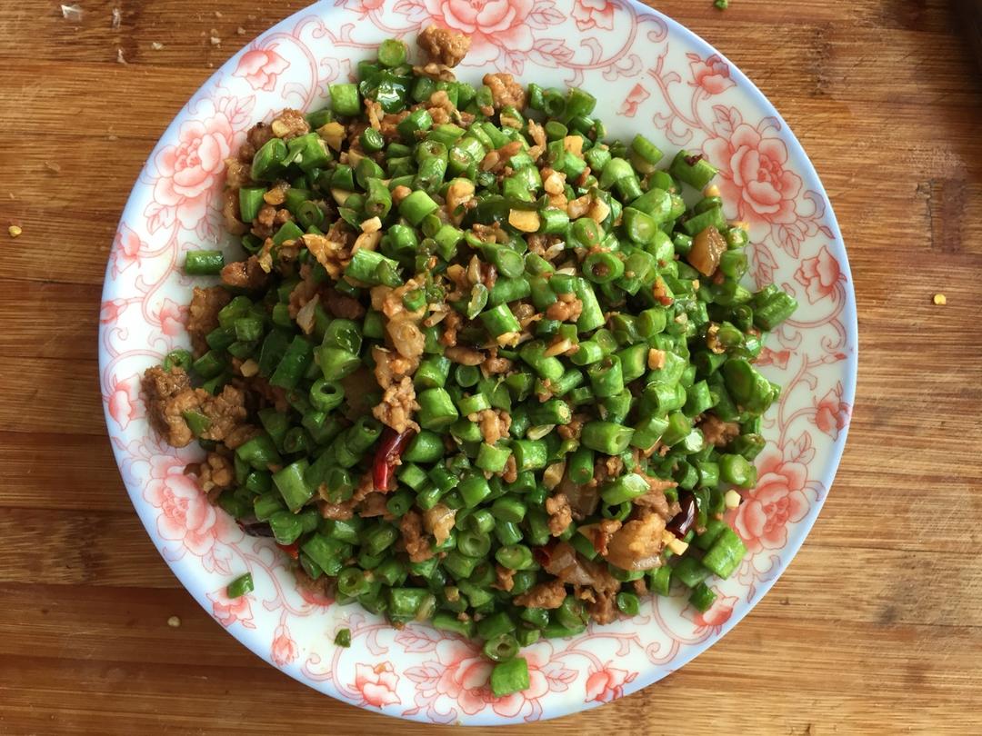 肉沫豆角下饭菜