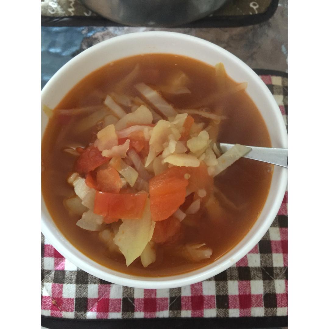 超级浓超好喝的番茄土豆汤