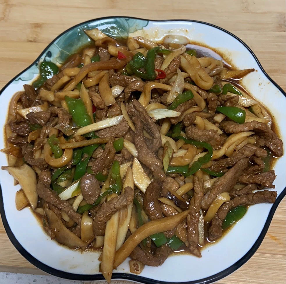 杏鲍菇炒肉丝