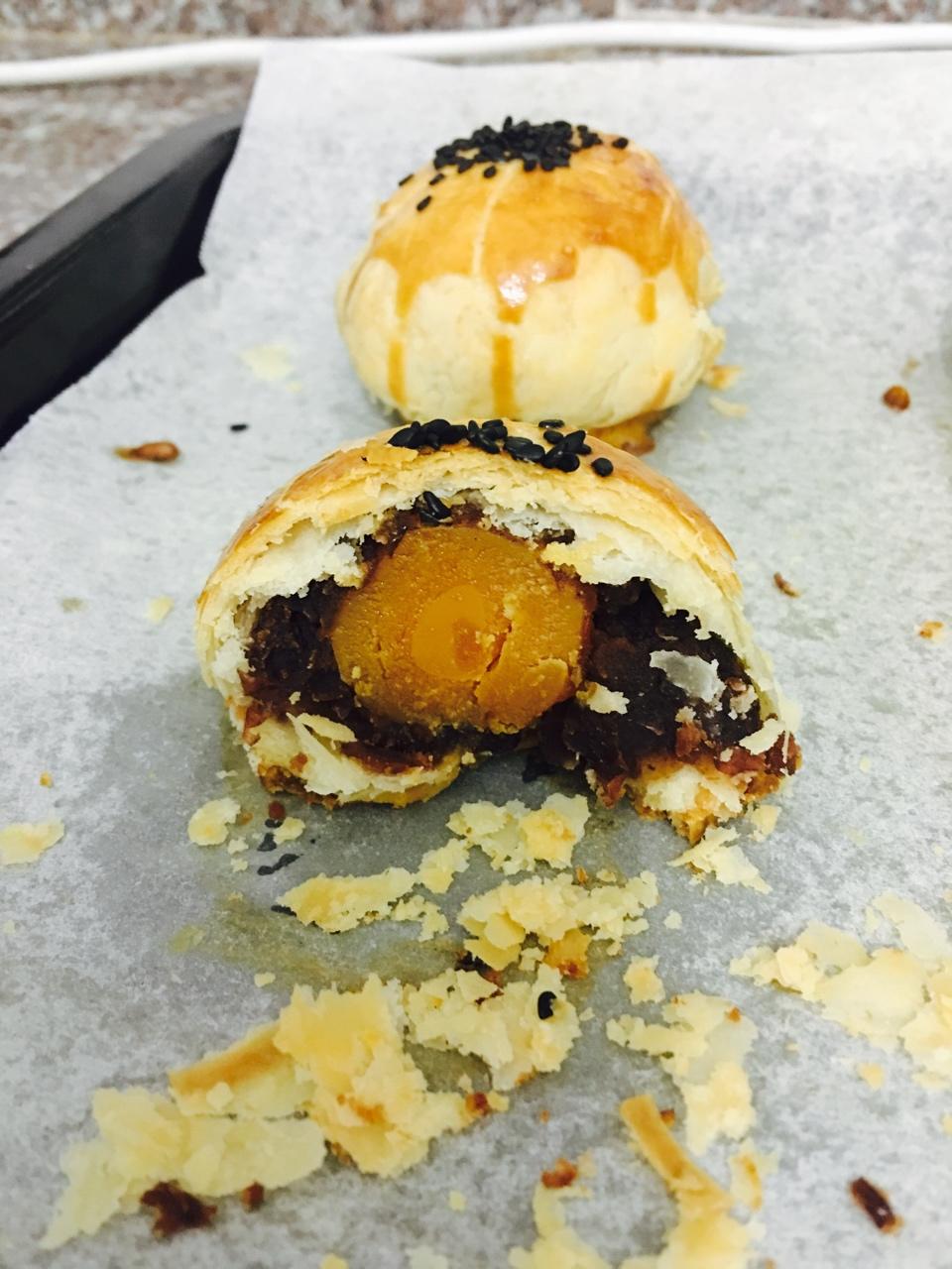 呜嘛哩嚓嚓做的蛋黄酥-君之版