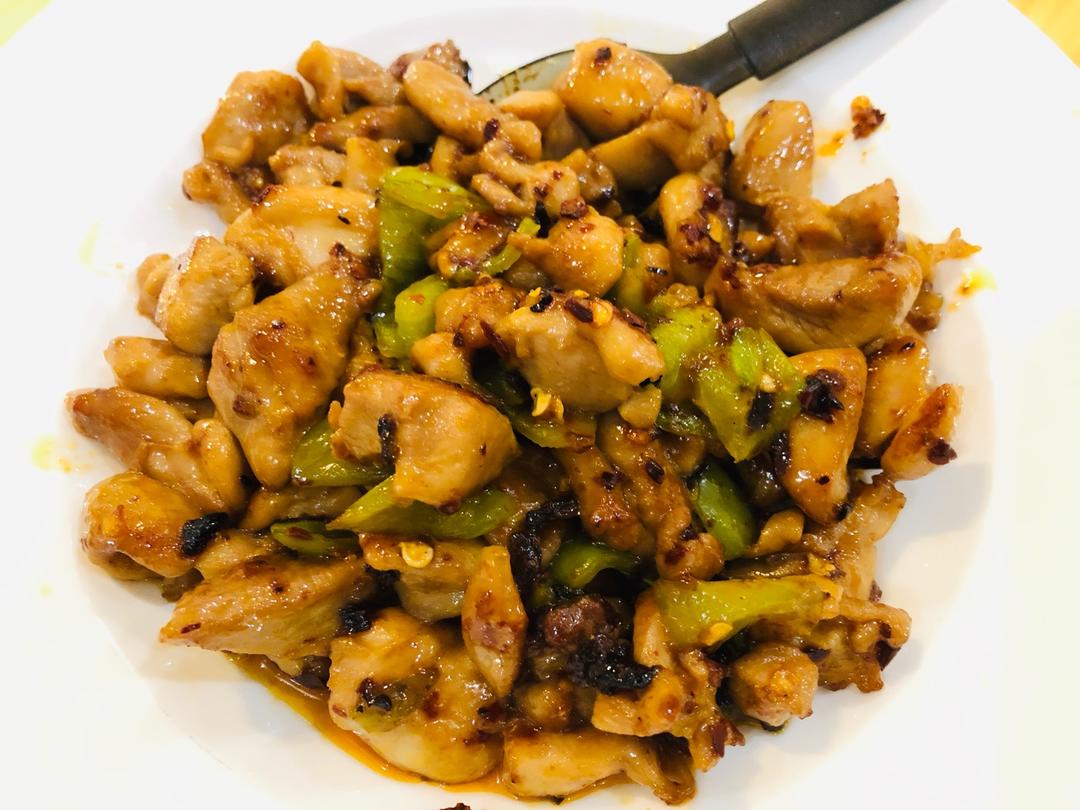 青椒炒鸡腿肉（大厨级别）