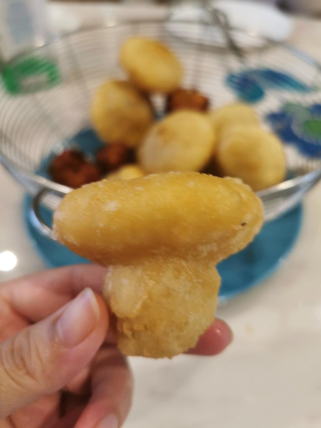 家庭版炸油糕，厨房小白一学就会的炸糖糕！