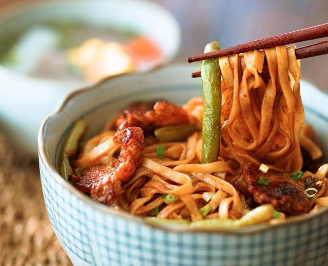 豆角焖面的做法