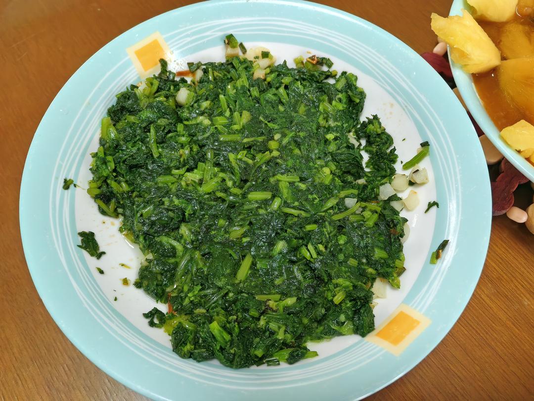 凉拌茼蒿