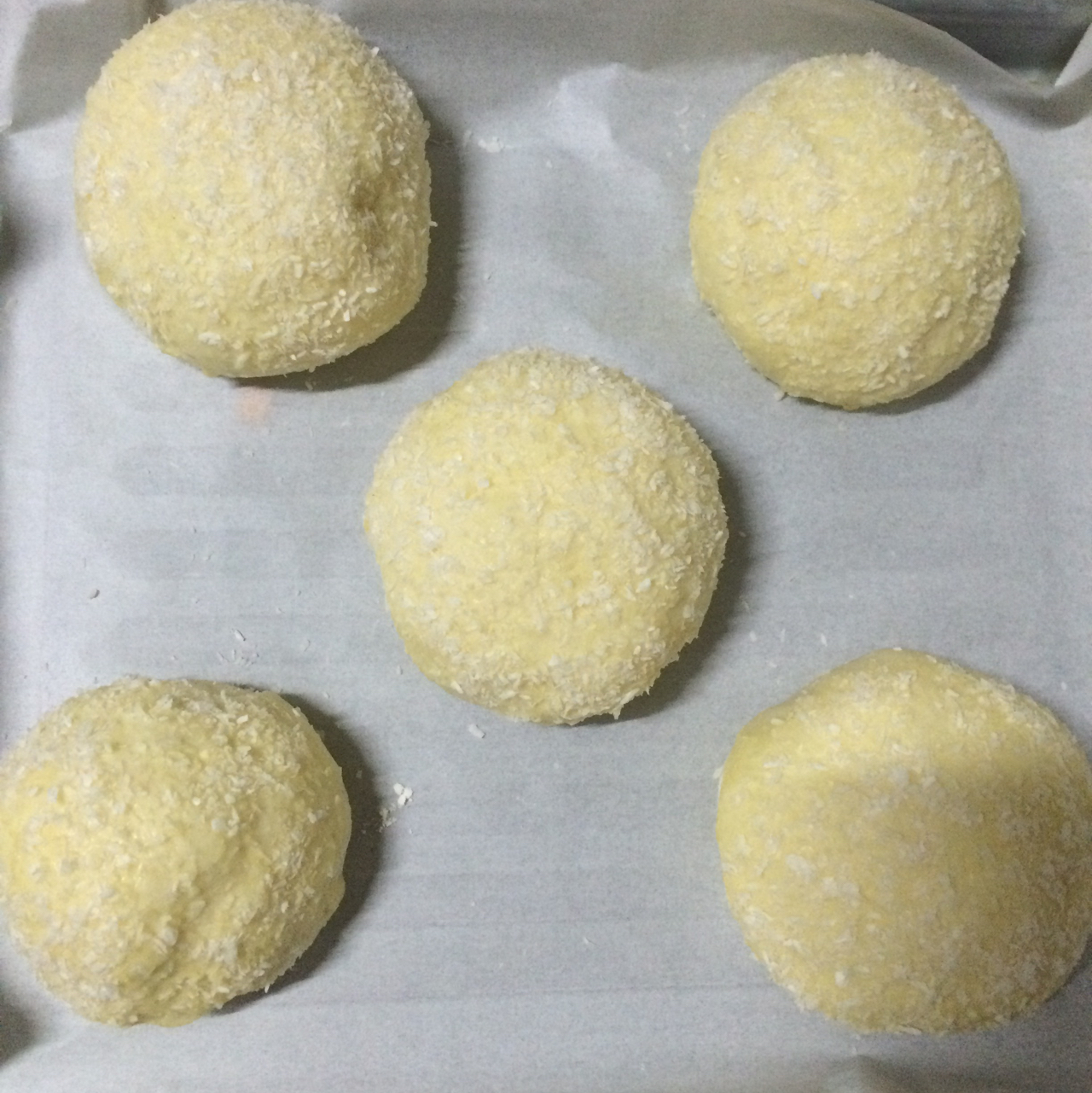 椰蓉奶酥面包