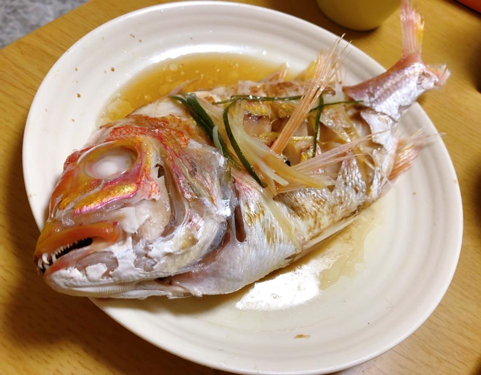 淘臭臭吸收宇宙正能量做的清蒸海鱼酒店的做法
