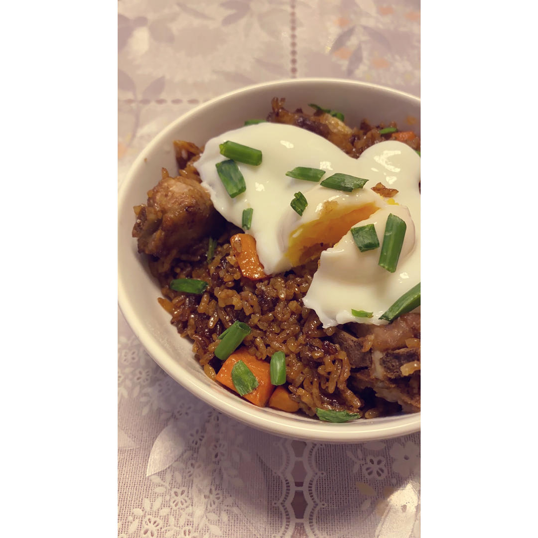 【排骨焖饭】