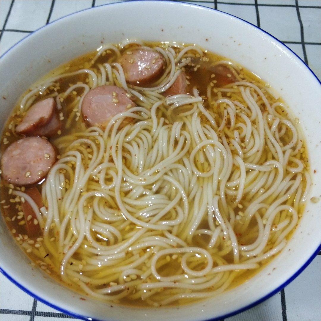 十分钟搞定的酸汤面（热汤面）