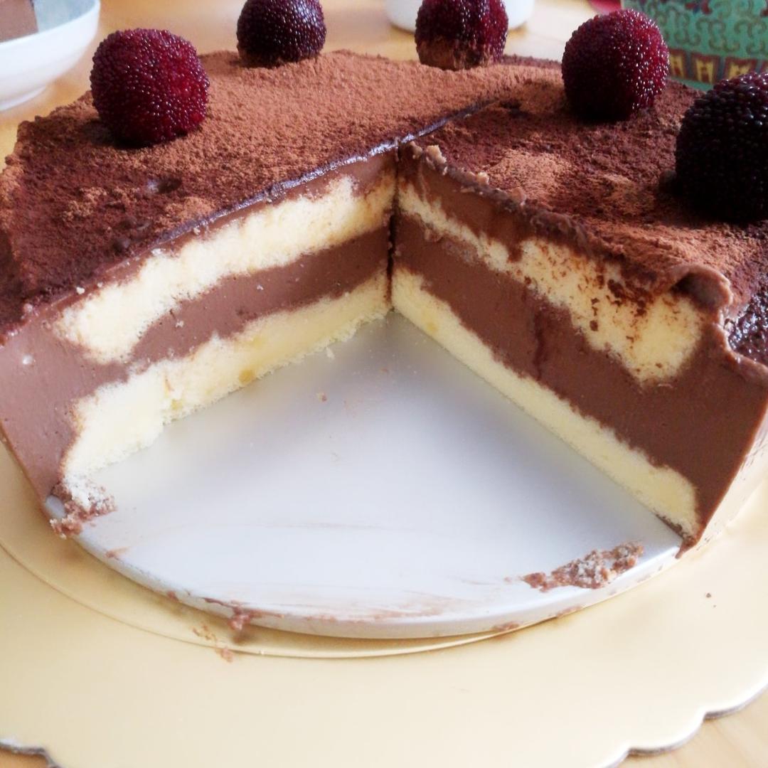 zzz佐做的巧克力慕斯蛋糕八寸