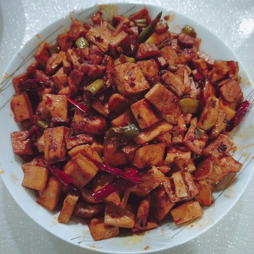 下饭神器---老干妈炒香干